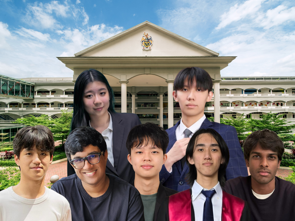 Sunway College students at ceremony